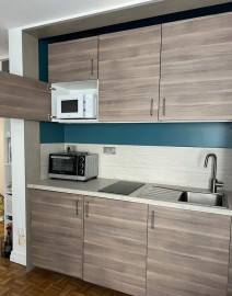 
                                                                                        Location
                                                                                         Beau studio meublé 20m² Saint Germain en Laye