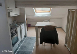 
                                                                                        Location
                                                                                         Beau studio meublé 20m2 place du marché à Nancy