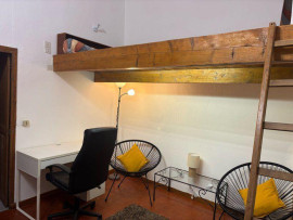 
                                                                                        Location
                                                                                         Beau studio meublé 21m² au centre