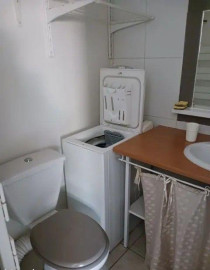 
                                                                                        Location
                                                                                         Beau studio meublé 21m² dans le quartier Ile Verte
