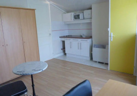 
                                                                                        Location
                                                                                         Beau studio meublé 21m² pour étudiant