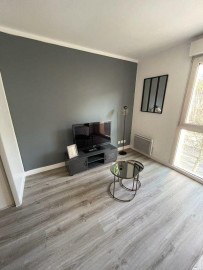 
                                                                                        Location
                                                                                         Beau studio meublé 22m² rue Ponsardin