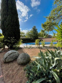 
                                                                                        Location
                                                                                         Beau studio meublé 23m² dans résidence +piscine