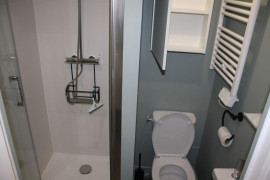 
                                                                                        Location
                                                                                         Beau studio meublé 23m² traversant refait à neuf