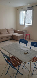 
                                                                                        Location
                                                                                         Beau studio meublé 24m²