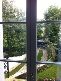 
                                                                                        Location
                                                                                         Beau studio meublé 24m² avec jardin