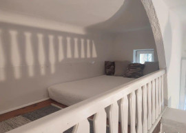 
                                                                                        Location
                                                                                         Beau studio meublé 24m² avec jardin