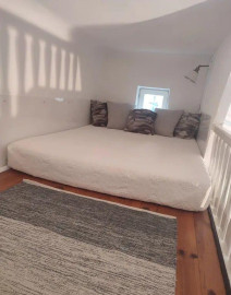 
                                                                                        Location
                                                                                         Beau studio meublé 24m² avec jardin