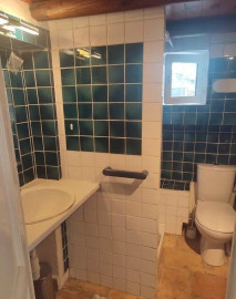 
                                                                                        Location
                                                                                         Beau studio meublé 24m² avec jardin