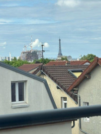 
                                                                                        Location
                                                                                         Beau studio meublé 24m² vue panoramique sur Paris