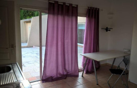 
                                                                                        Location
                                                                                         Beau studio meublé 25 m² avec terrasse proche Aix