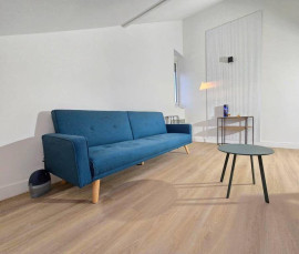 
                                                                                        Location
                                                                                         Beau studio meublé 25m²