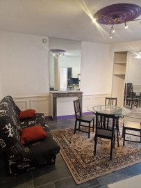 
                                                                                        Location
                                                                                         Beau studio meublé 25m² centre Rennes