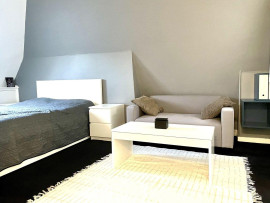 
                                                                                        Location
                                                                                         Beau studio meublé 25m² en parfait état
