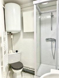 
                                                                                        Location
                                                                                         Beau studio meublé 25m² en parfait état