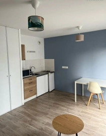 
                                                                                        Location
                                                                                         Beau studio meublé 25m² lumineux idéal étudiant(e)