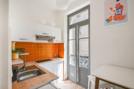 
                                                                                        Location
                                                                                         Beau studio meublé 25m² lumineux idéalement placé