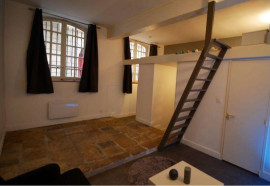 
                                                                                        Location
                                                                                         Beau studio meublé 25m² + mezzanine
