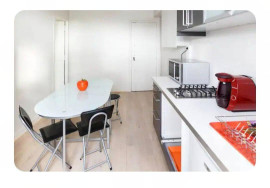 
                                                                                        Location
                                                                                         Beau studio meublé 25m² Place de Clichy