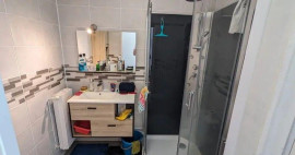 
                                                                                        Location
                                                                                         Beau studio meublé 26m² avec balcon sans vis à vis