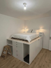 
                                                                                        Location
                                                                                         Beau Studio Meublé 26m² avec jardin privatif