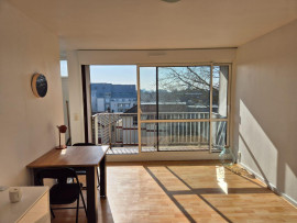 
                                                                                        Location
                                                                                         Beau studio meublé 26m² avec terrasse