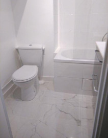 
                                                                                        Location
                                                                                         Beau studio meublé 26m² métro volontaires