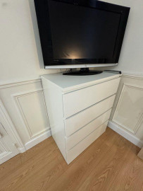 
                                                                                        Location
                                                                                         Beau studio meublé 26m² – Paris 15ème, rénové