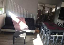 
                                                                                        Location
                                                                                         Beau studio meublé 26m² proche de la Vieille ville