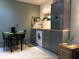 
                                                                                        Location
                                                                                         Beau studio meublé 26m² rénové