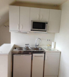 
                                                                                        Location
                                                                                         Beau studio meublé 26m² très bon état et aménagé
