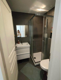 
                                                                                        Location
                                                                                         Beau studio meublé 27m² Carmes lumineux et calme