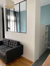 
                                                                                        Location
                                                                                         Beau studio meublé 28 m² La Rochelle (17000)
