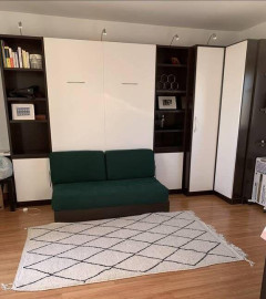 
                                                                                        Location
                                                                                         Beau studio meublé 28m² avec balcon