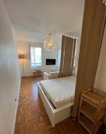 
                                                                                        Location
                                                                                         Beau studio meublé 28m² quartier sans soucis