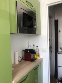 
                                                                                        Location
                                                                                         Beau studio meublé 30 m²
