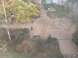 
                                                                                        Location
                                                                                         Beau studio meublé 30 m2 Paris 15e métro Vaugirard
