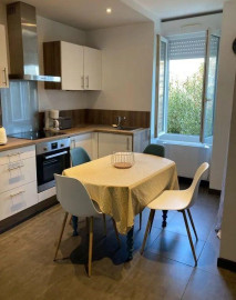 
                                                                                        Location
                                                                                         Beau studio meublé 30m² tout équipé au calme