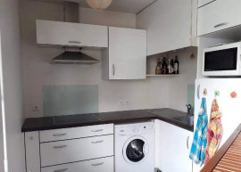 
                                                                                        Location
                                                                                         Beau studio meublé 31m² Caudéran au calme