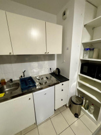 
                                                                                        Location
                                                                                         Beau studio meublé 32m² quartier Charles Floquet