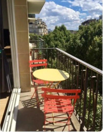 
                                                                                        Location
                                                                                         Beau studio meublé 32m² tout confort avec balcon