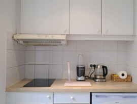 
                                                                                        Location
                                                                                         Beau studio meublé 38m² Marais courte durée