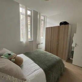 
                                                                                        Location
                                                                                         Beau studio meublé 49m² courte durée