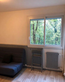 
                                                                                        Location
                                                                                         Beau studio meublé à Grenoble