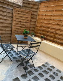 
                                                                                        Location
                                                                                         Beau studio meublé avec terrasse au centre de Nice