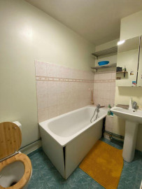 
                                                                                        Location
                                                                                         Beau studio meublé de 30 m² Bagnolet