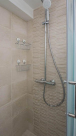 
                                                                                        Location
                                                                                         Beau studio meublé en très bon état de 27 m²