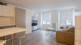 
                                                                                        Location
                                                                                         Beau studio meublé en très bon état de 27 m²