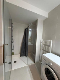 
                                                                                        Location
                                                                                         Beau studio neuf et meublé 33m²
