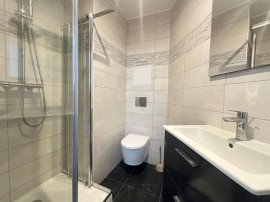 
                                                                                        Location
                                                                                         Beau studio refait à neuf 18m² 5 min de la gare